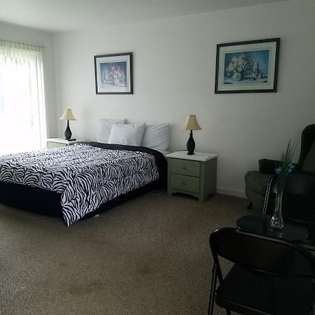 The Becket Motel 외부 사진