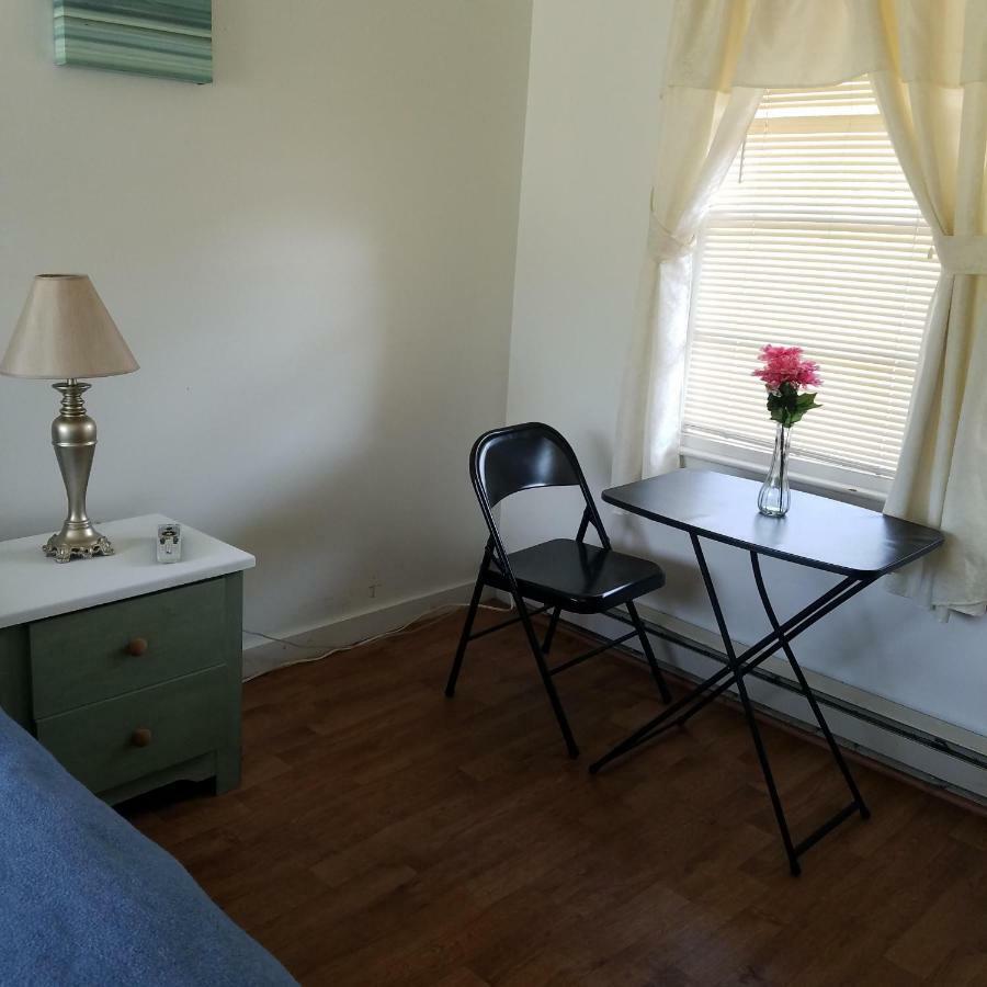The Becket Motel 외부 사진